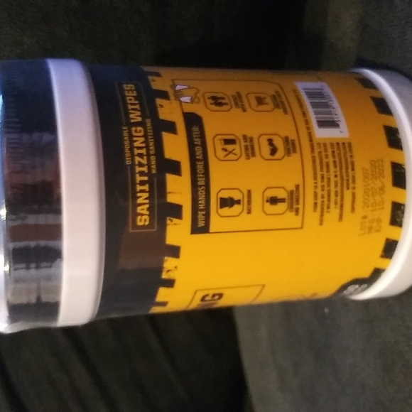 Firm Grips sanitizer wipes - Picture 3 of 3